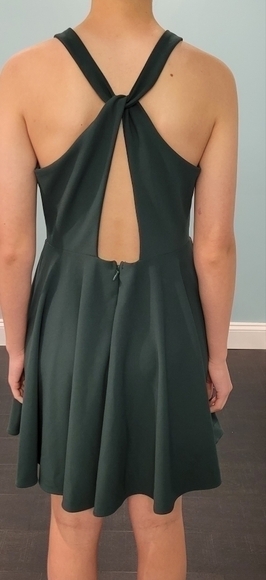 Lulu's Hunter green v neck skater dress size Large - Picture 3 of 8